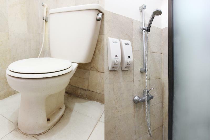 Reddoorz Plus Near Kemang Raya Yakarta Exterior foto
